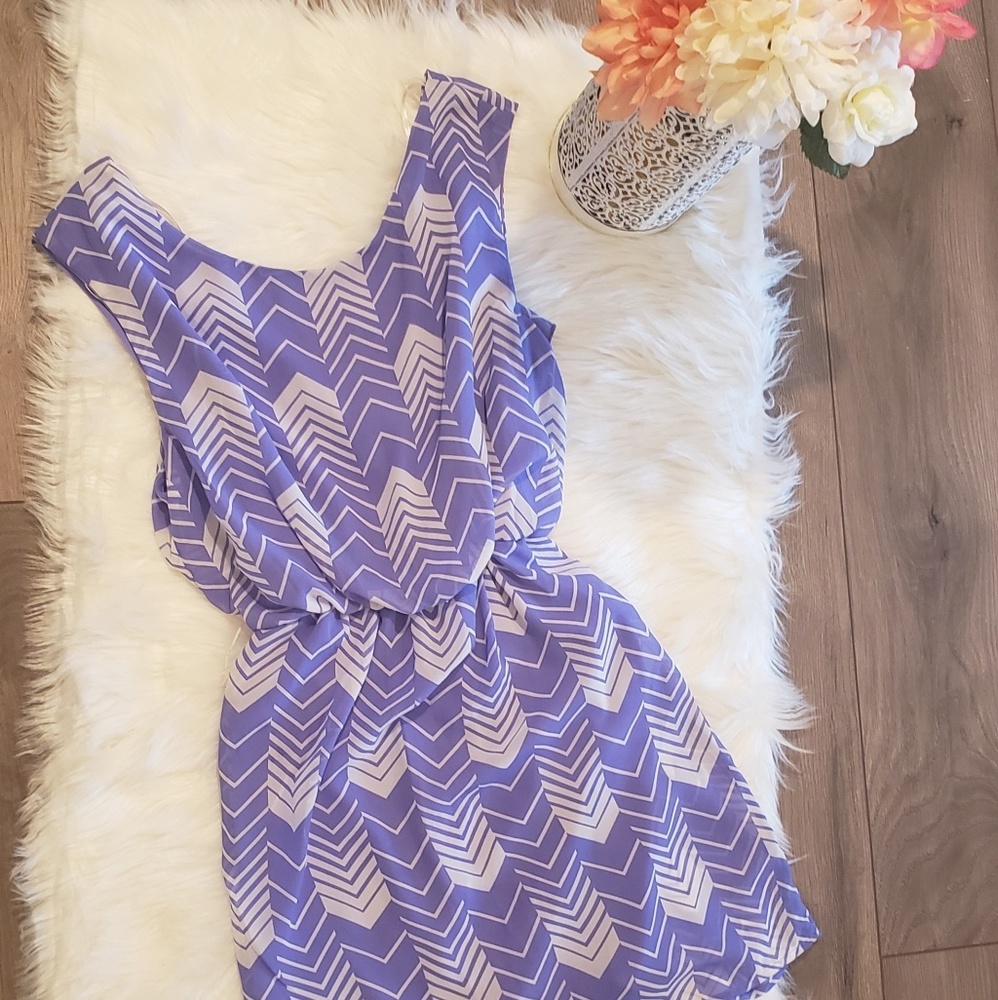 ❤ Jodi Kristopher Large purple, mid-length dress